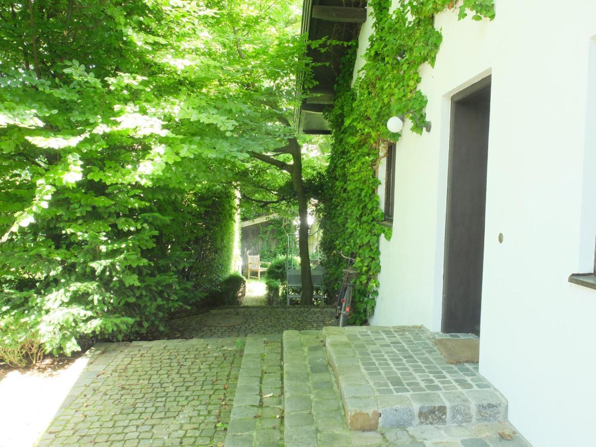 Ferienstudio-Apartment Tausendfreund "Adults Only" Am Chiemsee Breitbrunn am Chiemsee Exterior foto