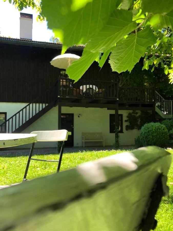 Ferienstudio-Apartment Tausendfreund "Adults Only" Am Chiemsee Breitbrunn am Chiemsee Exterior foto